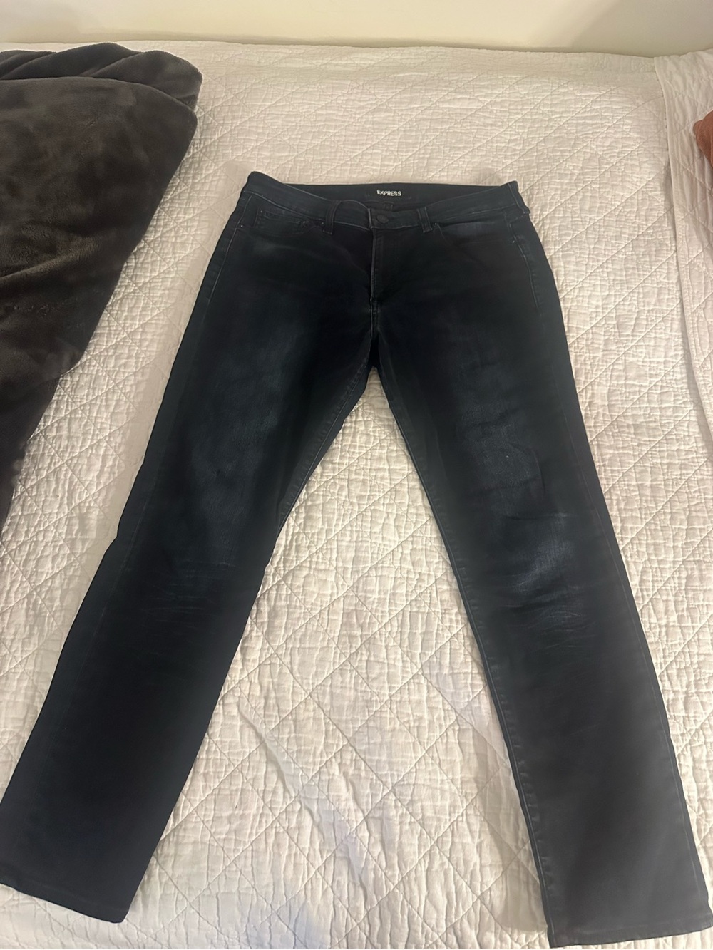 Express Men’s Slim Hyper Stretch Jeans